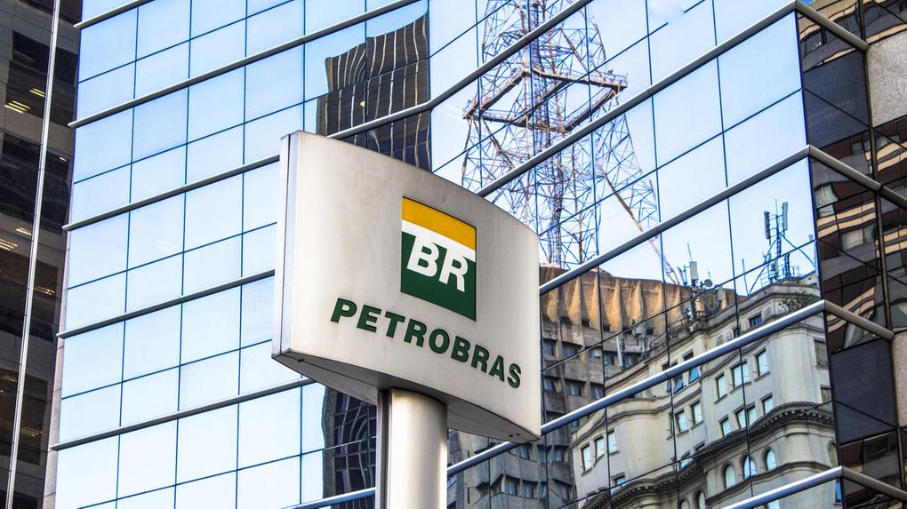 Concurso da Petrobras com salários a partir de R$ 5 mil encerra inscrições nesta sexta (17)