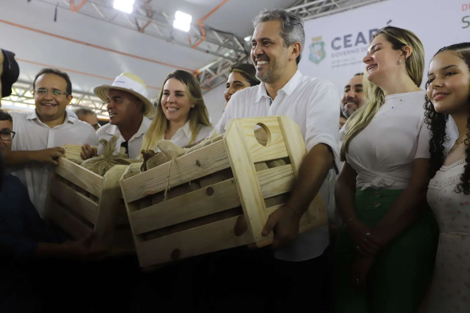 Governador do Ceará anunciou série de ações em dia simbólico para a agricultura no Estado
