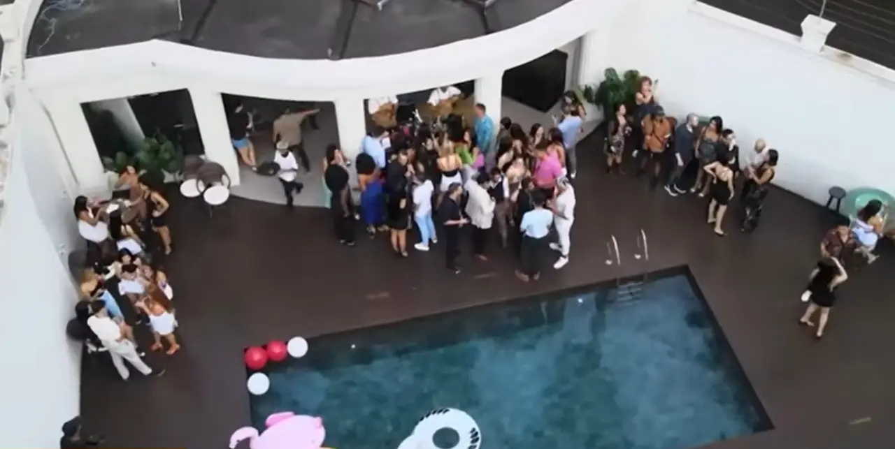 Festa em mansão de SP é 'curso de conquista'