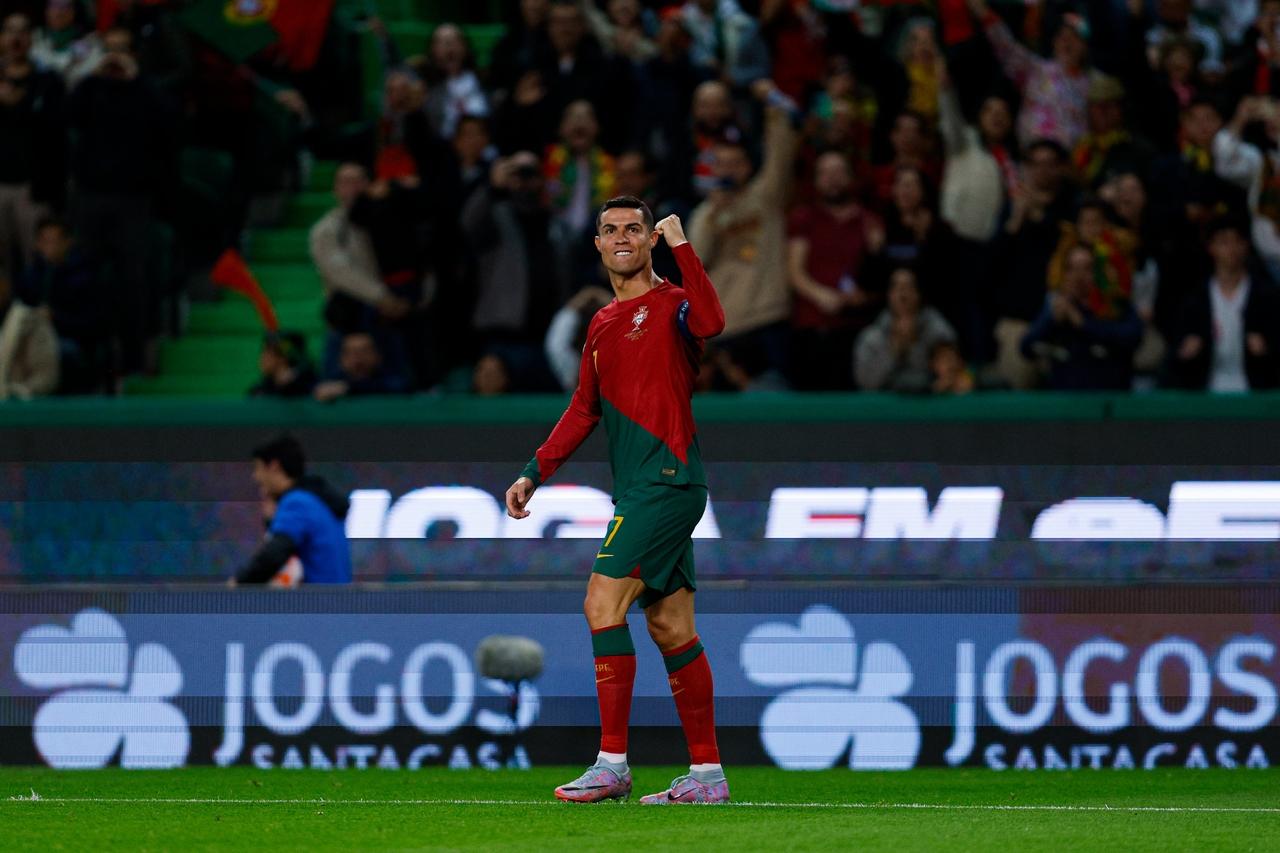 Cristiano Ronaldo se torna o jogador com mais partidas por uma seleção na  história - Jogada - Diário do Nordeste