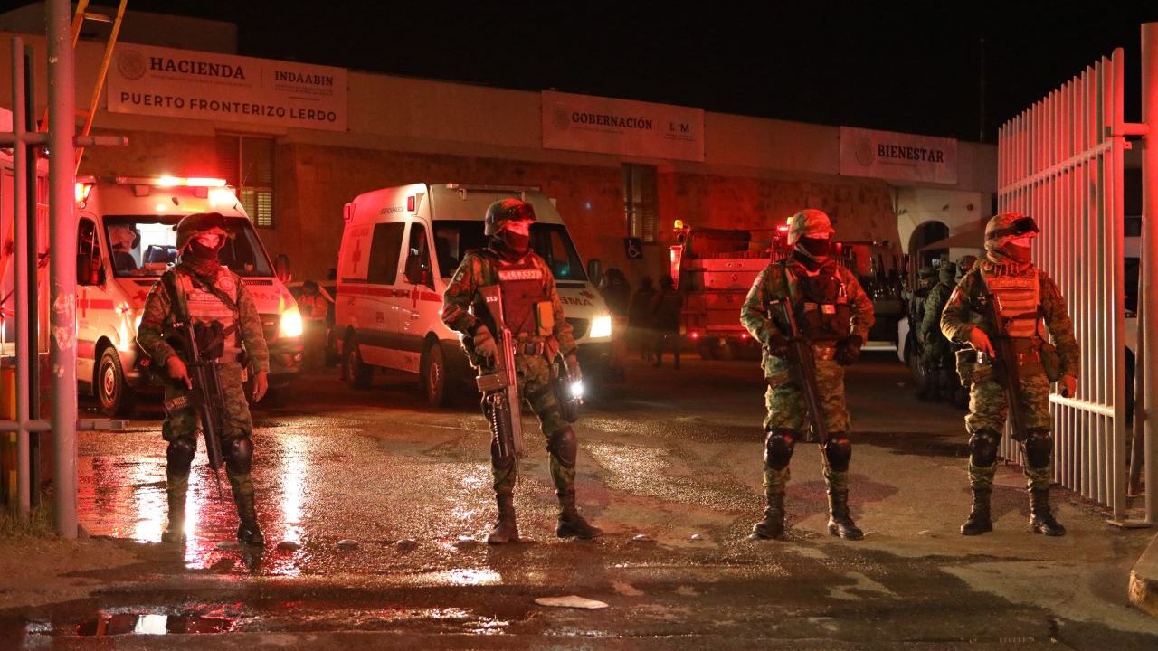 Incêndio em centro de imigrantes na fronteira do México com os EUA deixa pelo menos 39 mortos - Mundo - Diário do Nordeste