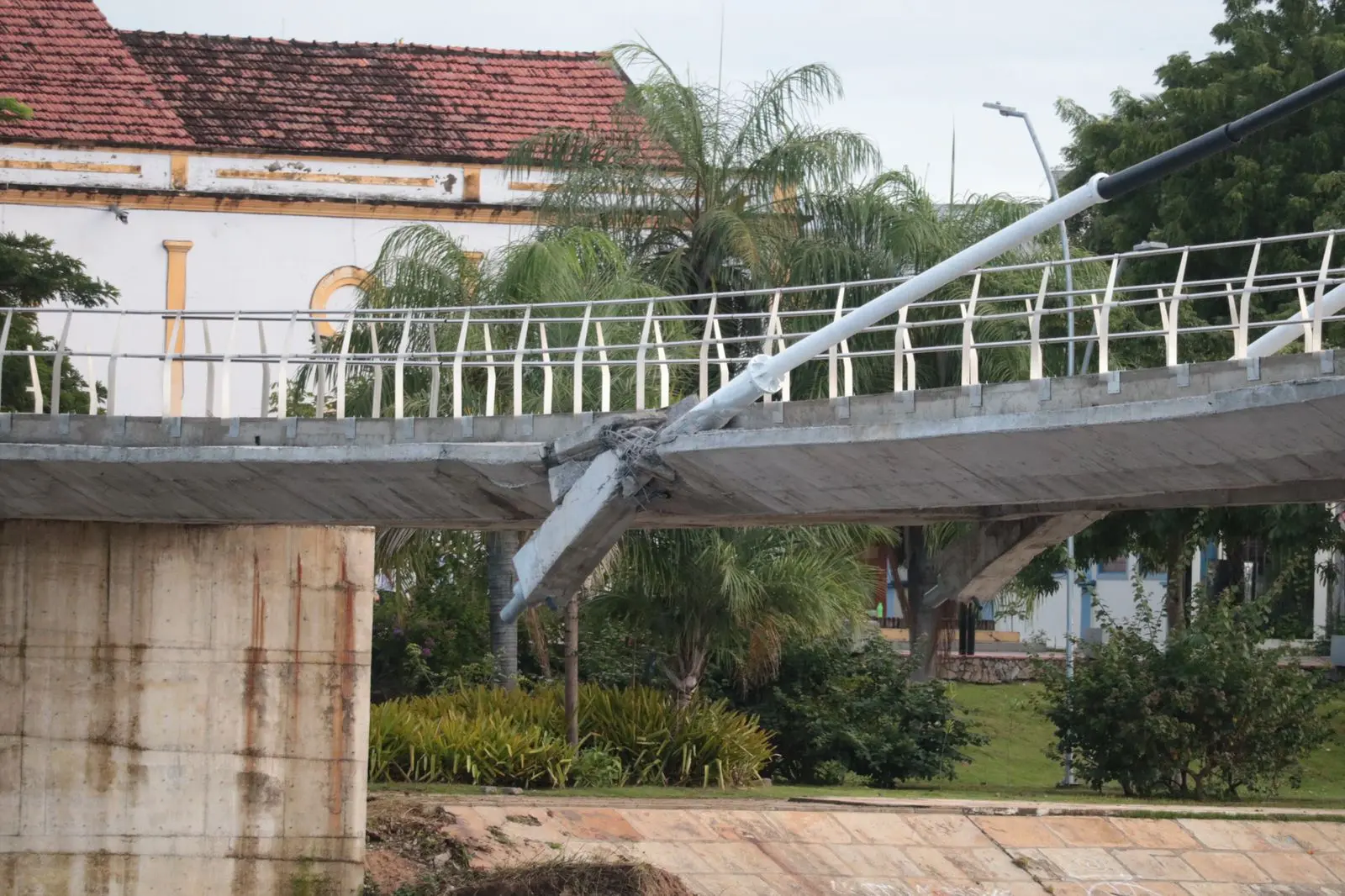 A ponte interliga o bairro Dom Expedito ao Centro de Sobral