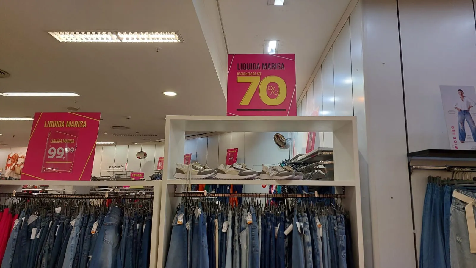Liquidação na loja do North Shopping