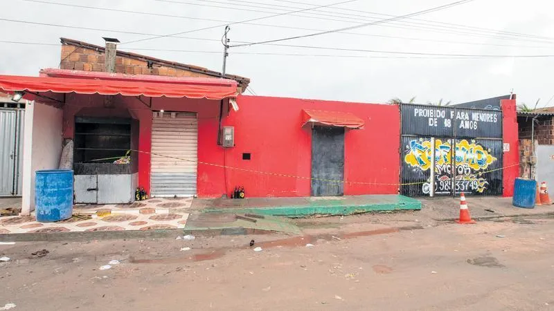 As vítimas estavam dentro e no entorno do 'Forró do Gago'