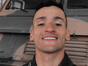 Cabo do Exército morre após ser atropelado por blindado, em Goiás