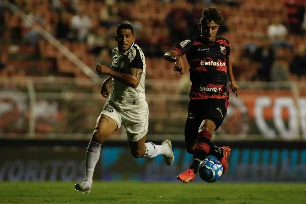 O Ceará não fez um bom 1º tempo, criando pouco na frente