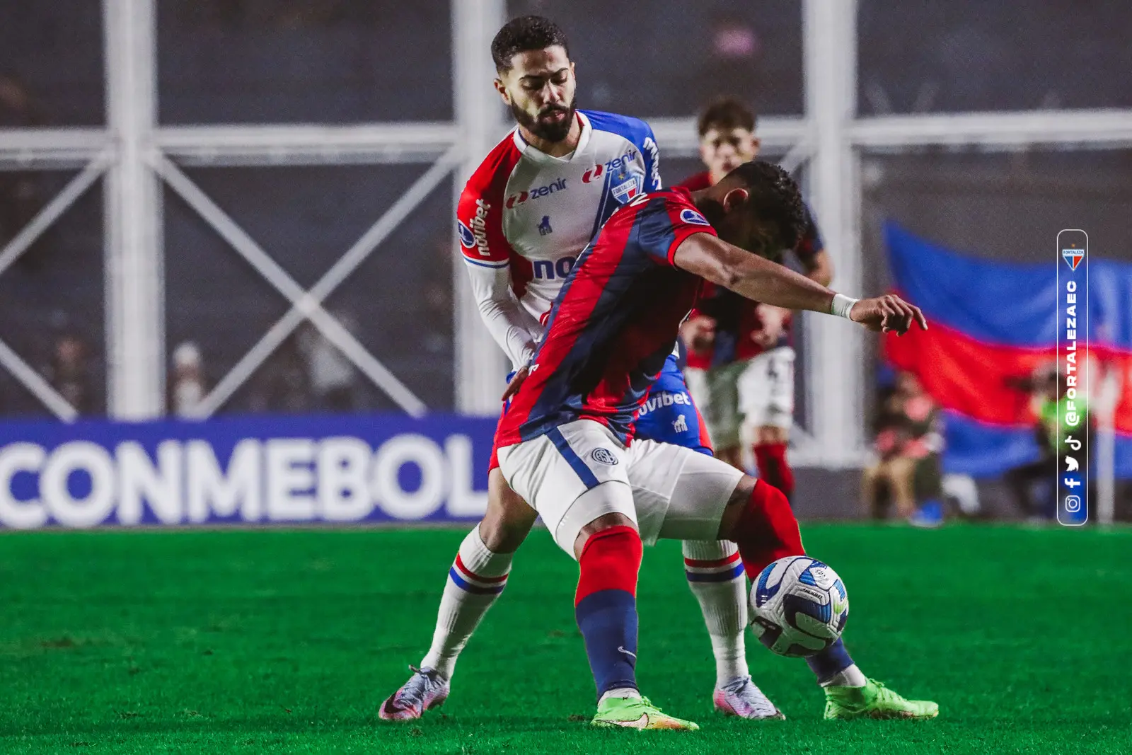 Atletas de Fortaleza e San Lorenzo