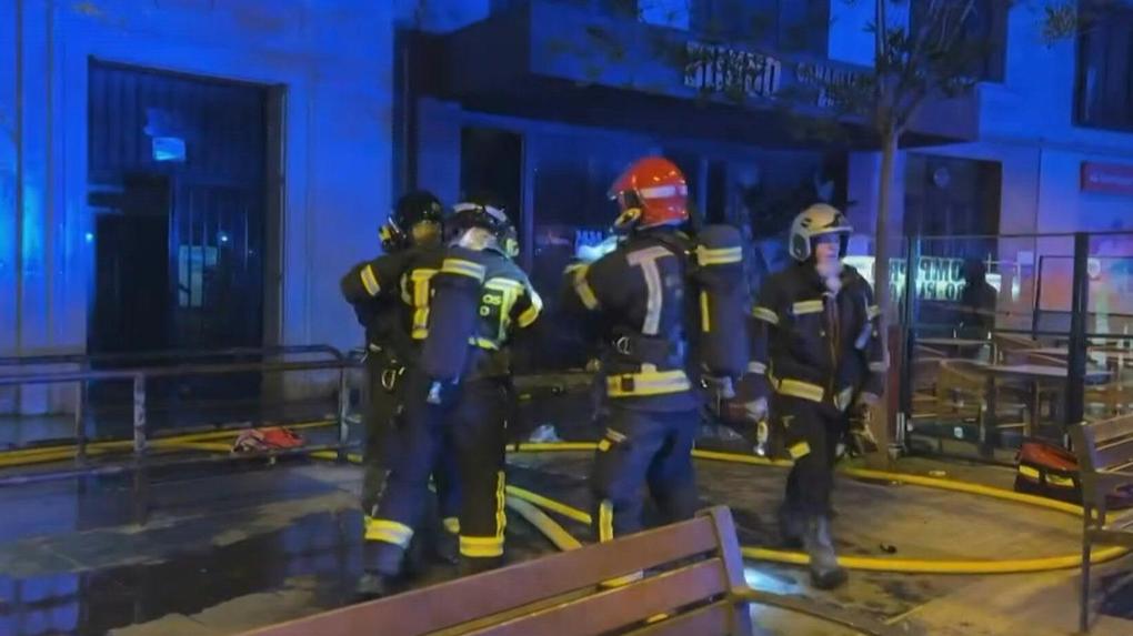 Incêndio provocado por pizza flambada deixa dois mortos e 12 feridos em Madri, na Espanha
