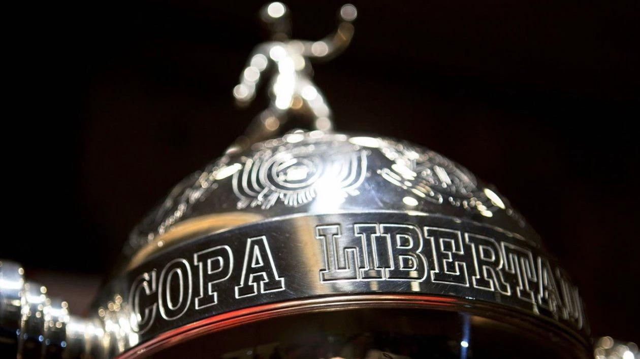 Detalhe da taça da Libertadores