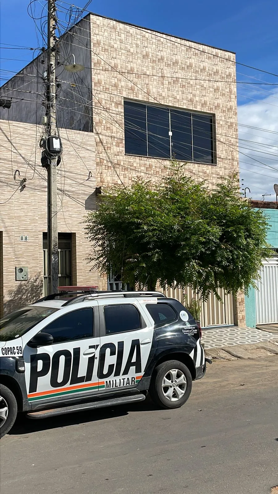 O crime aconteceu dentro de uma residência