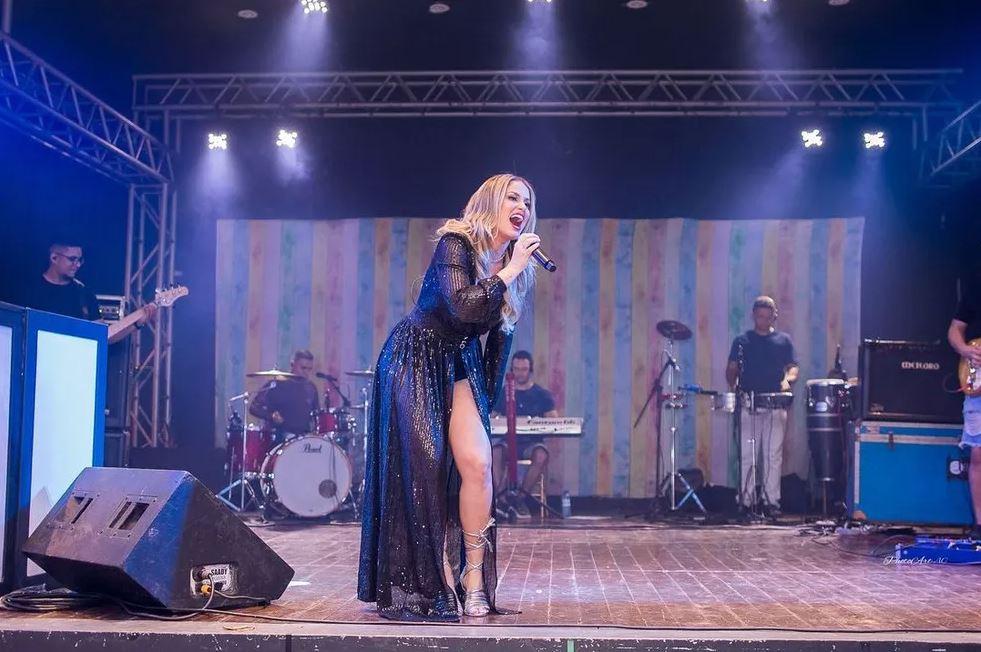 Cantora é encontrada morta no Acre e polícia investiga se marido teve influência - País - Diário do Nordeste