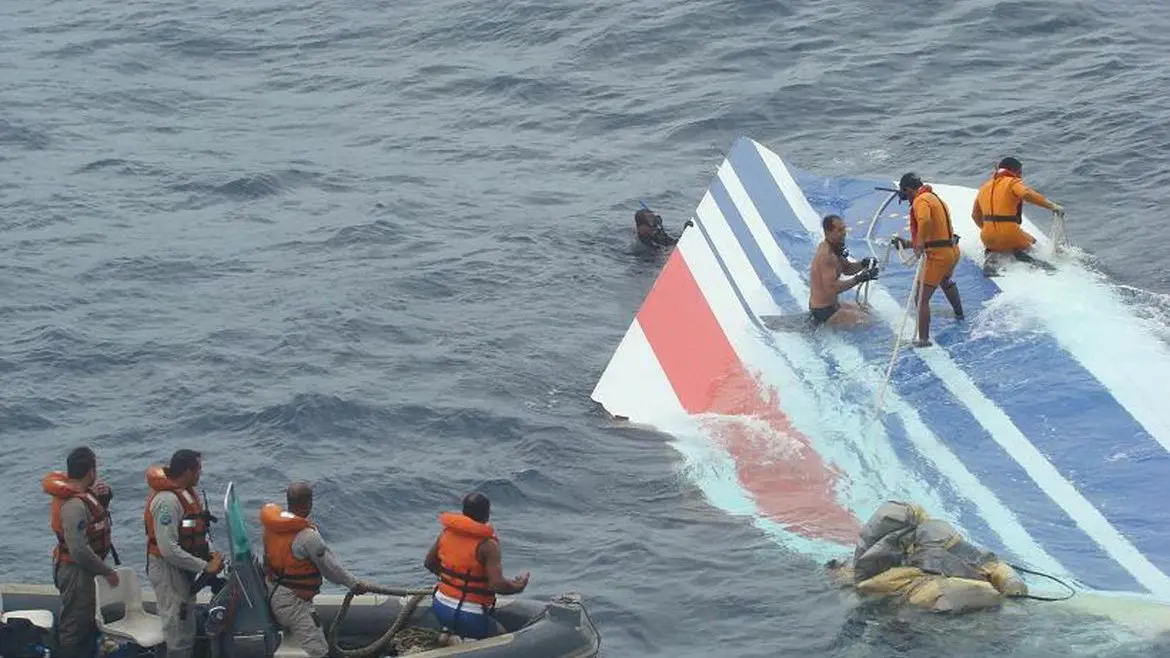 Destroços do Airbus A330
