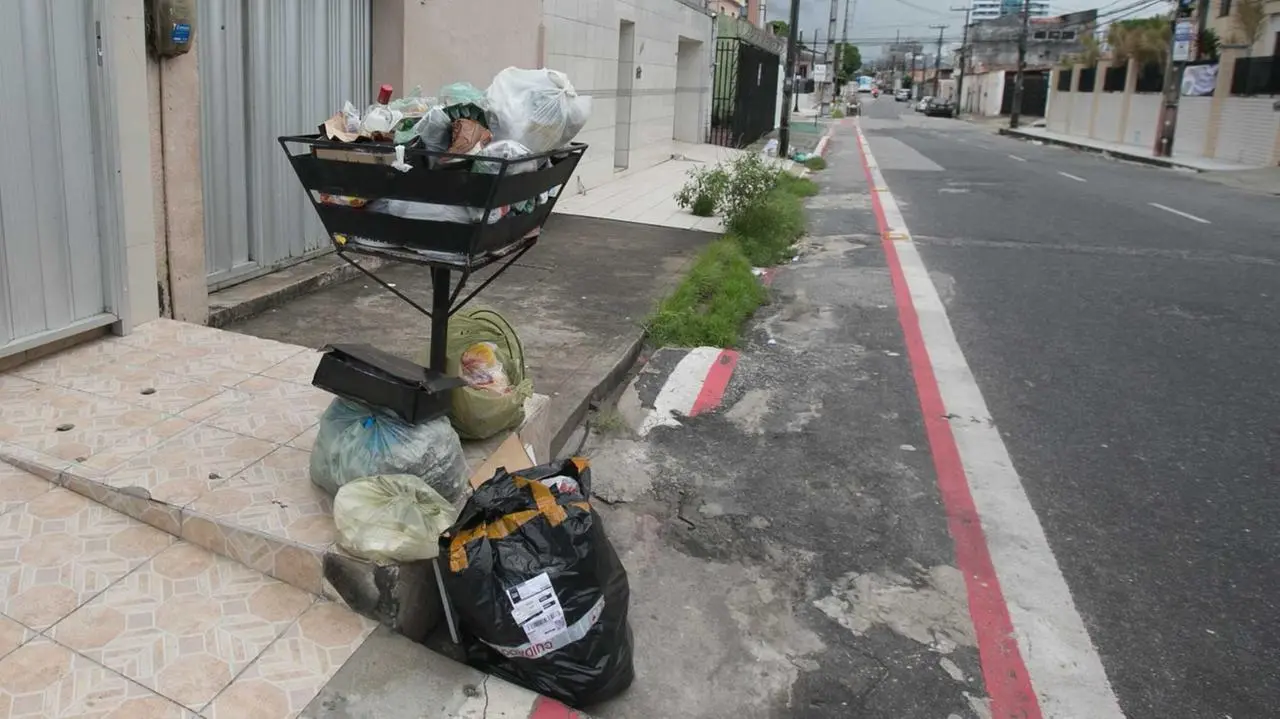 Coleta de lixo em Fortaleza