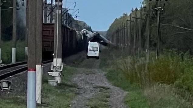 trem após explosão de dispositivo perto da ucrânia