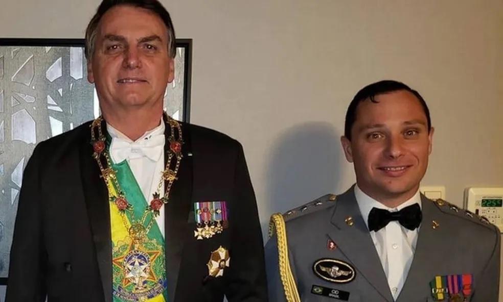 Bolsonaro e Mauro Cid