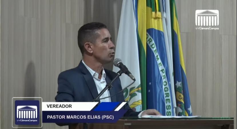 Pastor Marcos Elias na tribuna da Câmara Municipal de Campos dos Goytacazes