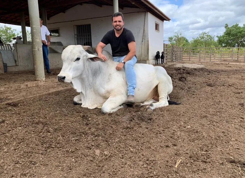 Advogado também atua como produtor rural