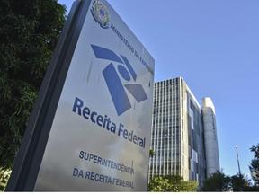 Fachada do prédio da Receita Federal em Salvador