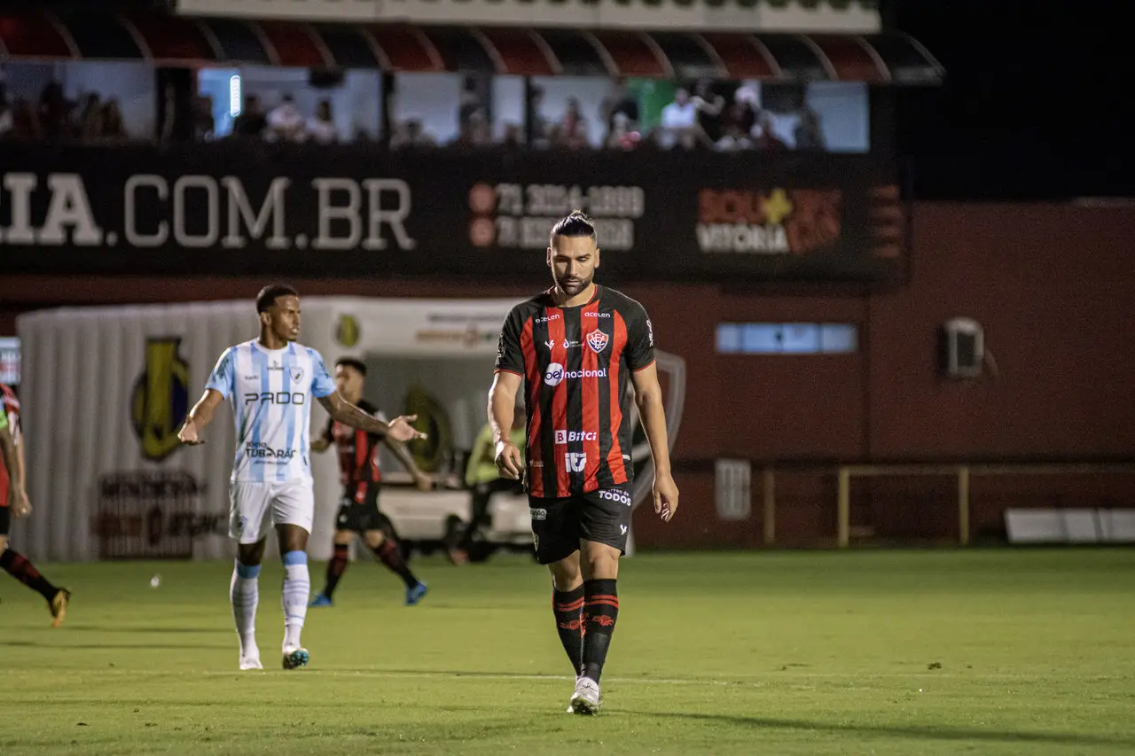 léo gamalho