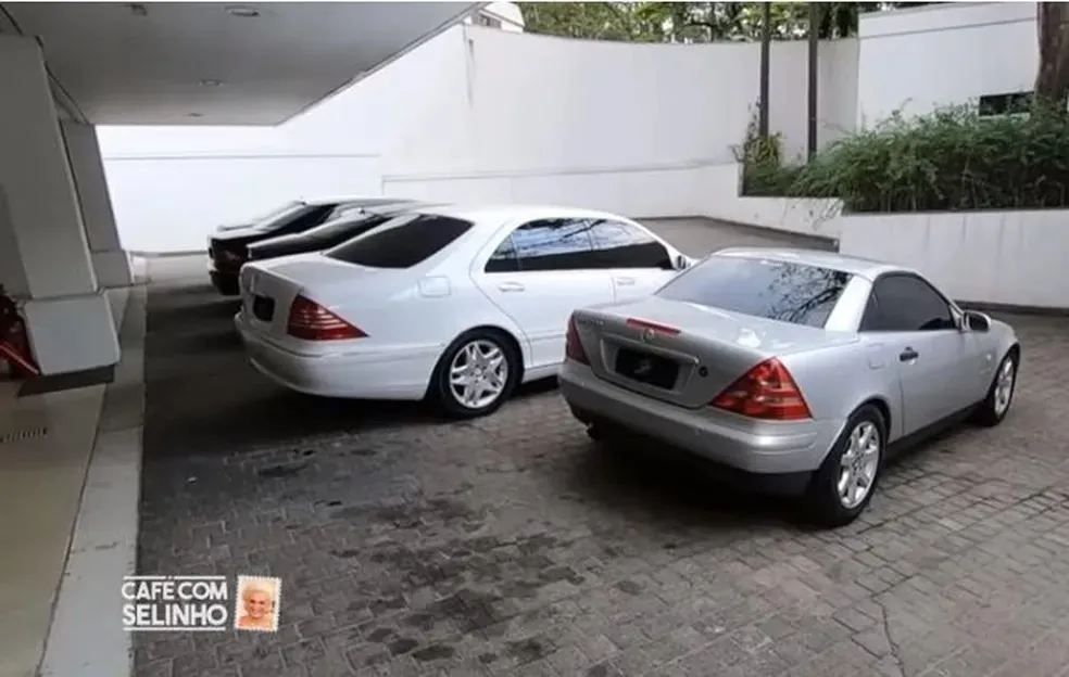 Filho de Hebe anunciou venda dos carros, pois o custo para mantê-los é alto