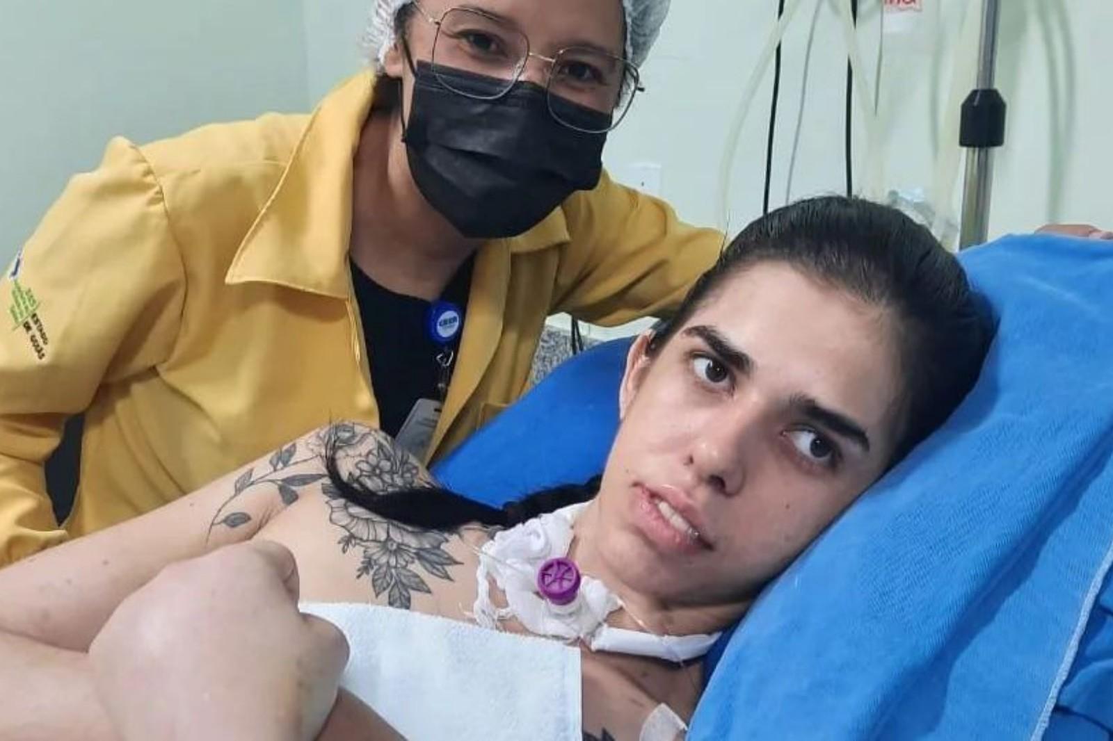 jovem que cheirou pimenta no hospital com a mãe