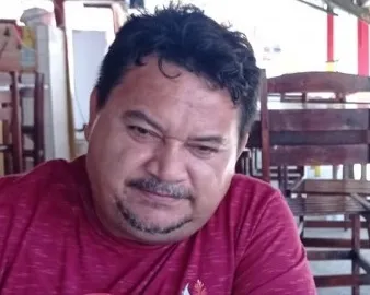 Claudio deixa duas filhas