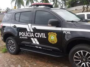 Carro oficial da Polícia Civil de Alagoas