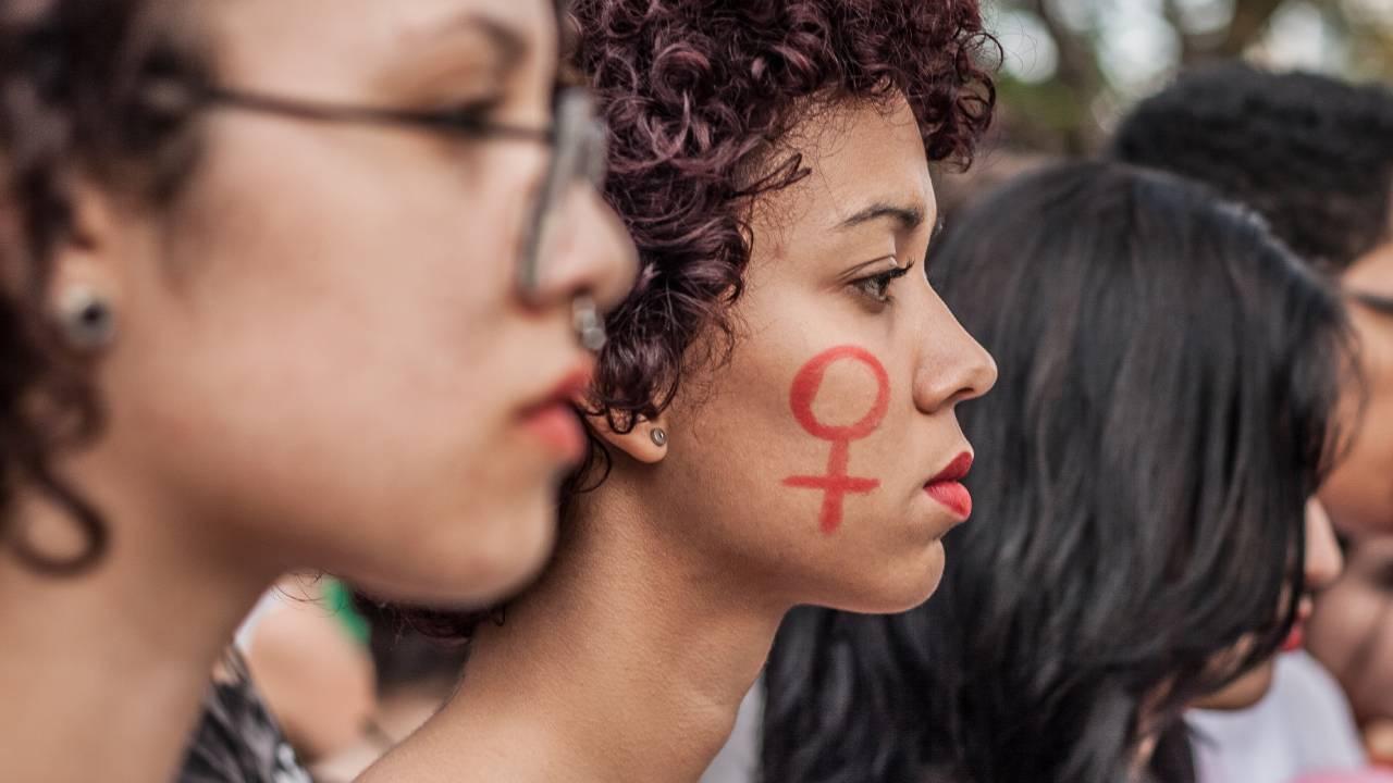 Mulheres protestam contra violência