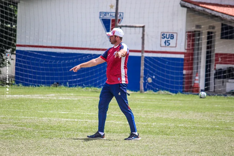 Guilherme Giudice avalia primeiro mês de trabalho no comando do Fortaleza.