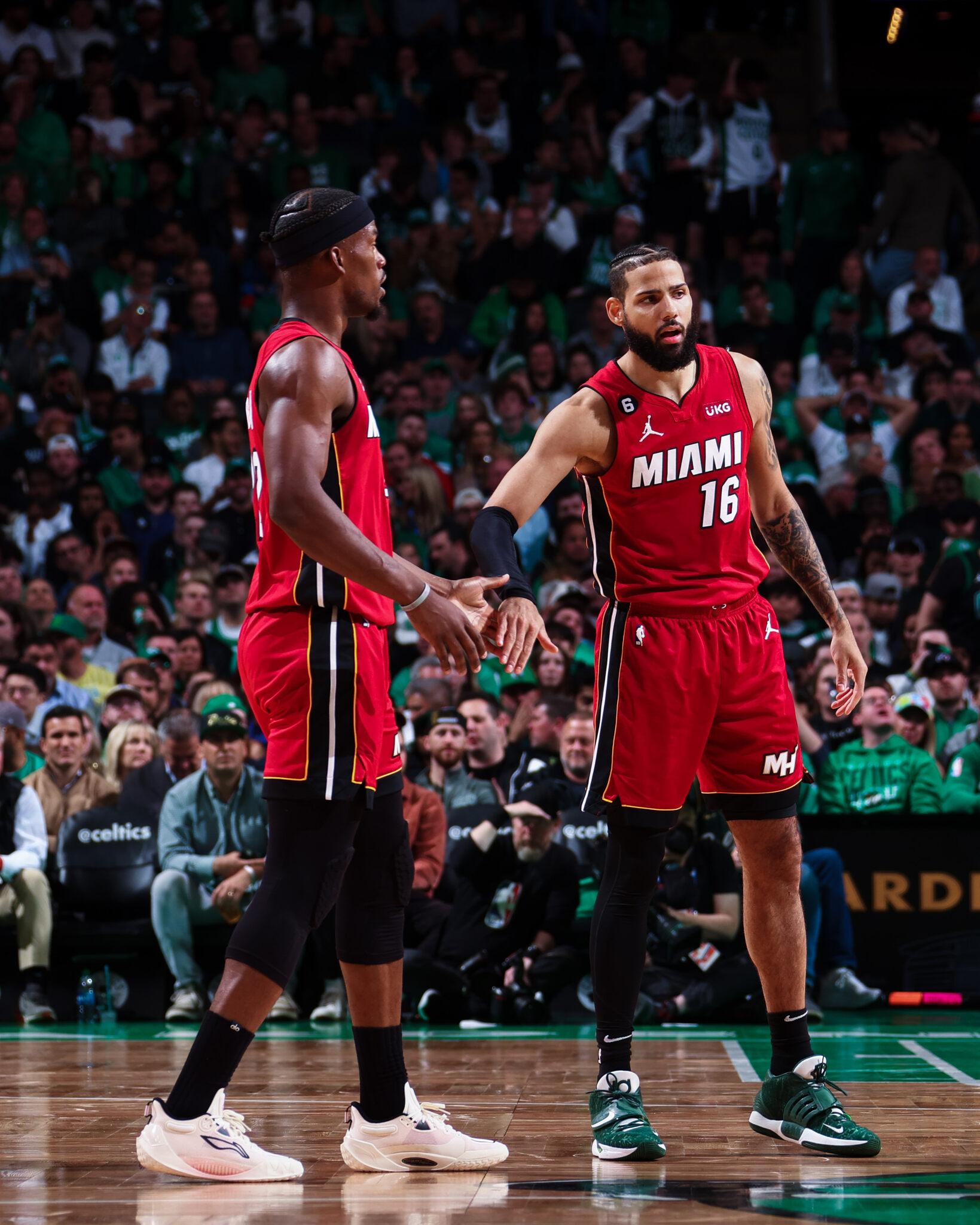 Boston Celtics bate Miami Heat e vai às finais da NBA contra