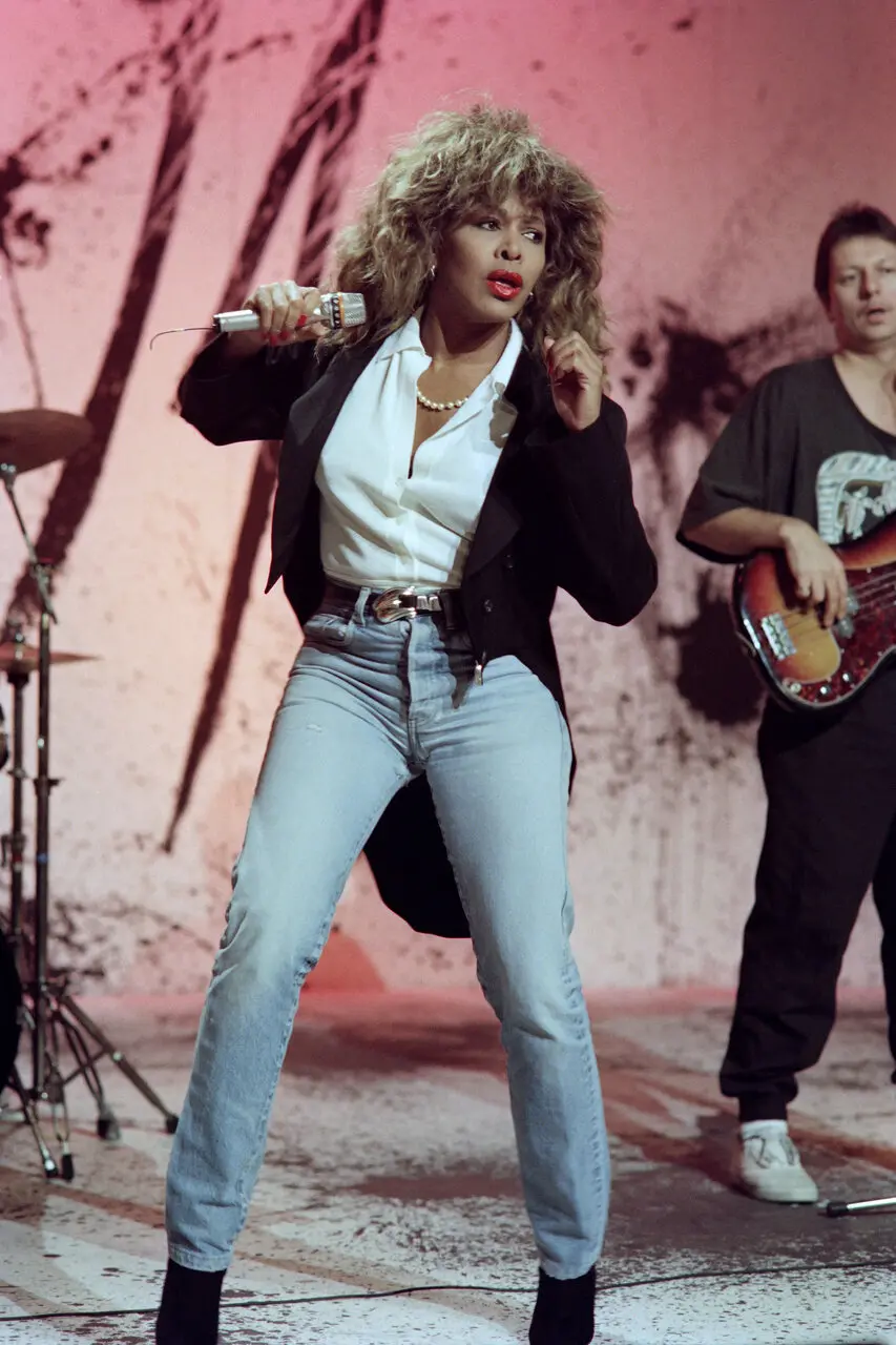 Imagem da notícia: Qual é o valor da fortuna de Tina Turner? Veja números