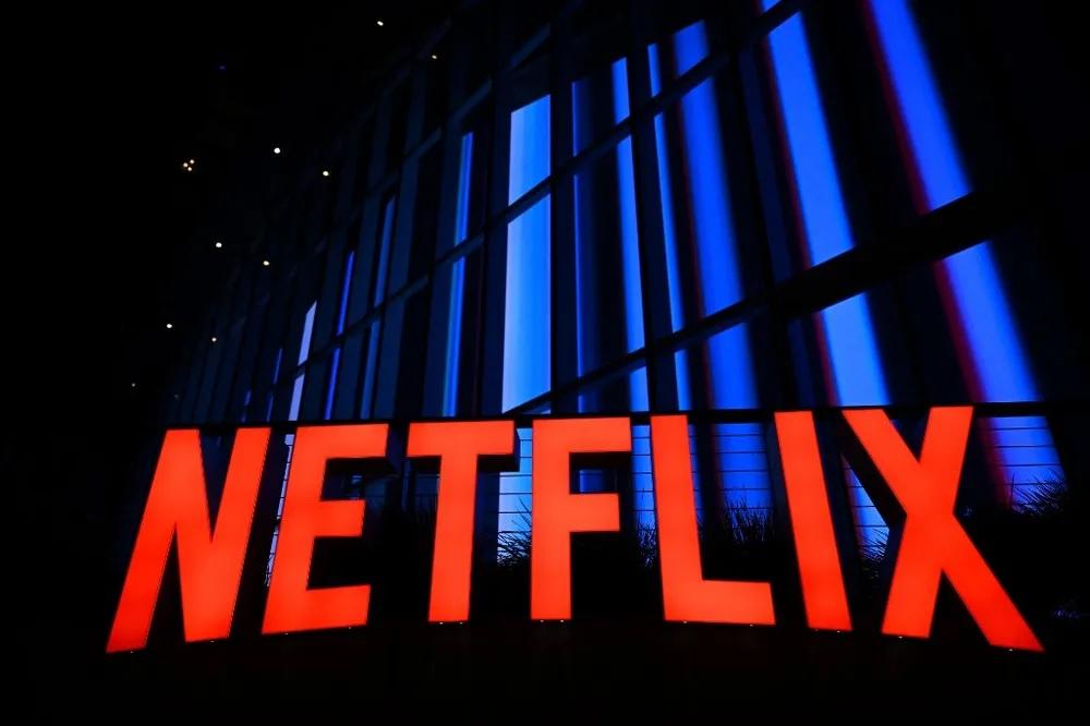 Procon-SP notifica Netflix sobre cobrança de taxa para usuário
