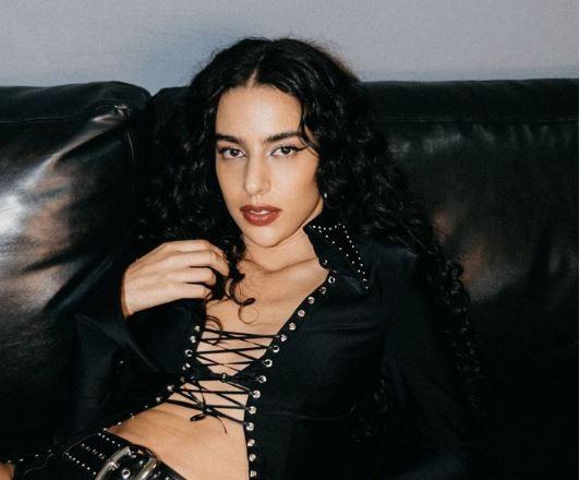 Marina Sena é confirmada no Festival Zepelim