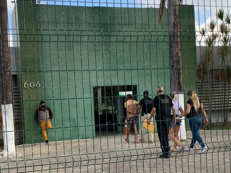 Comparsas de 'Majestade' foram alvos de operações policiais, após a análise do celular da chefe do setor financeiro da facção
