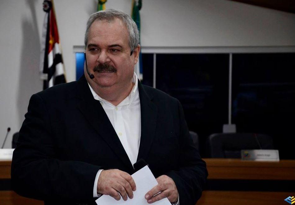 Justiça de São Paulo mantêm condenação do apresentador Gilberto Barros