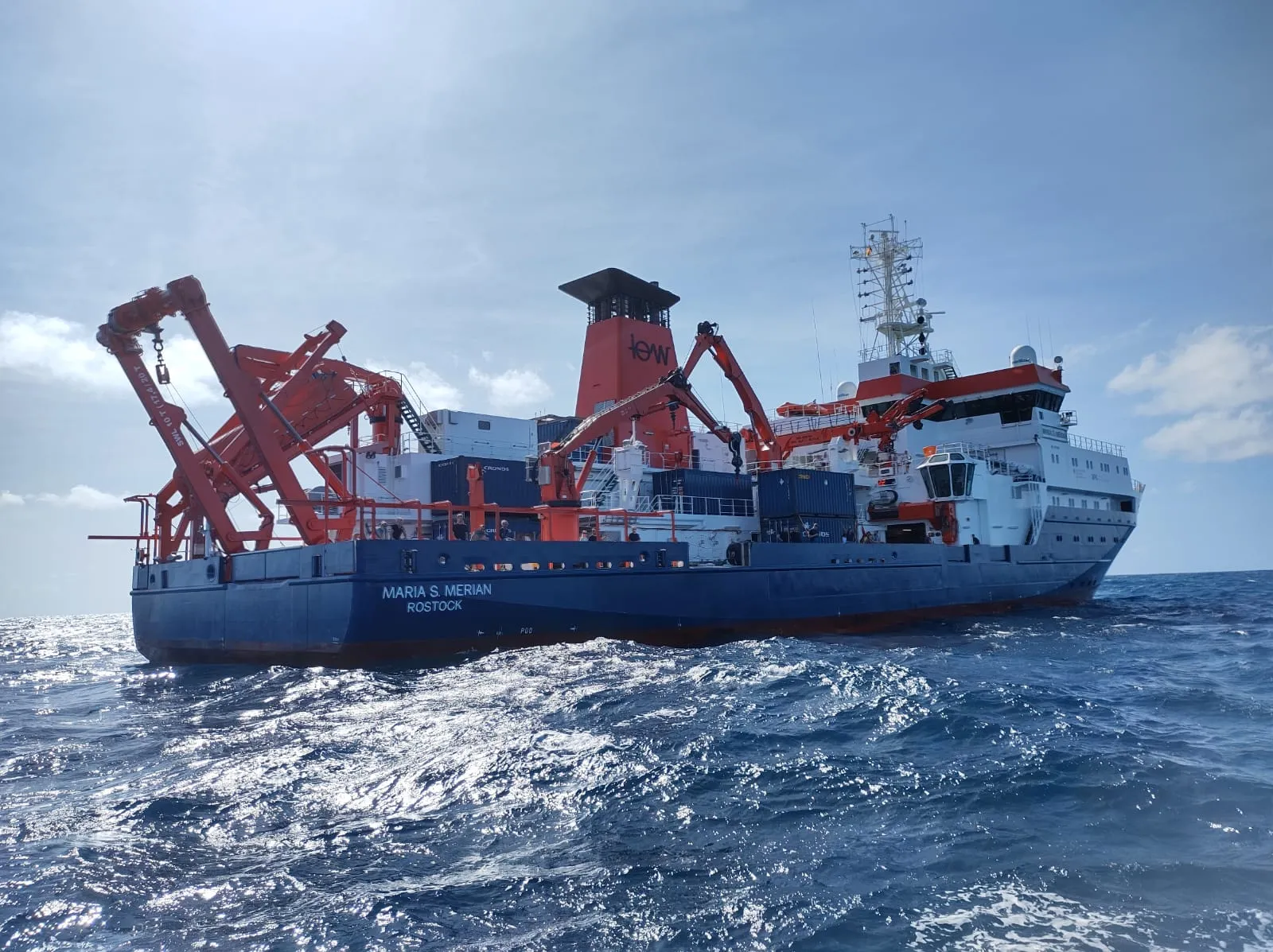 Navio alemão possui estrutura de ponta para a realização de pesquisa