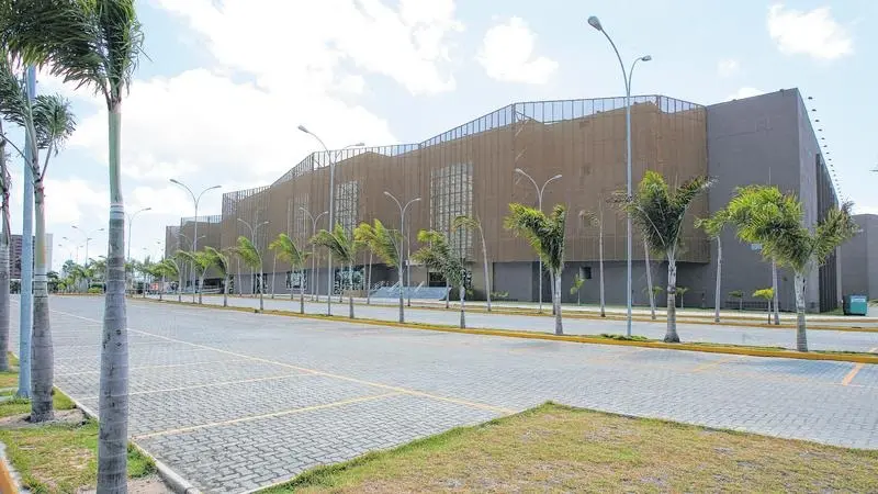 Fachada do Centro de Eventos do Ceará