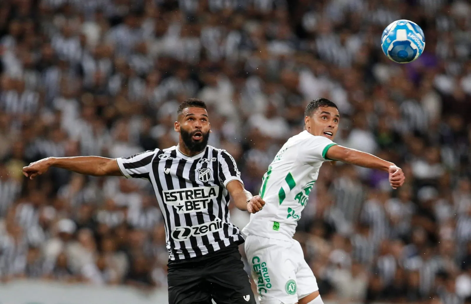 O Ceará não fez uma grande partida, mas venceu a Chapecoense no Castelão