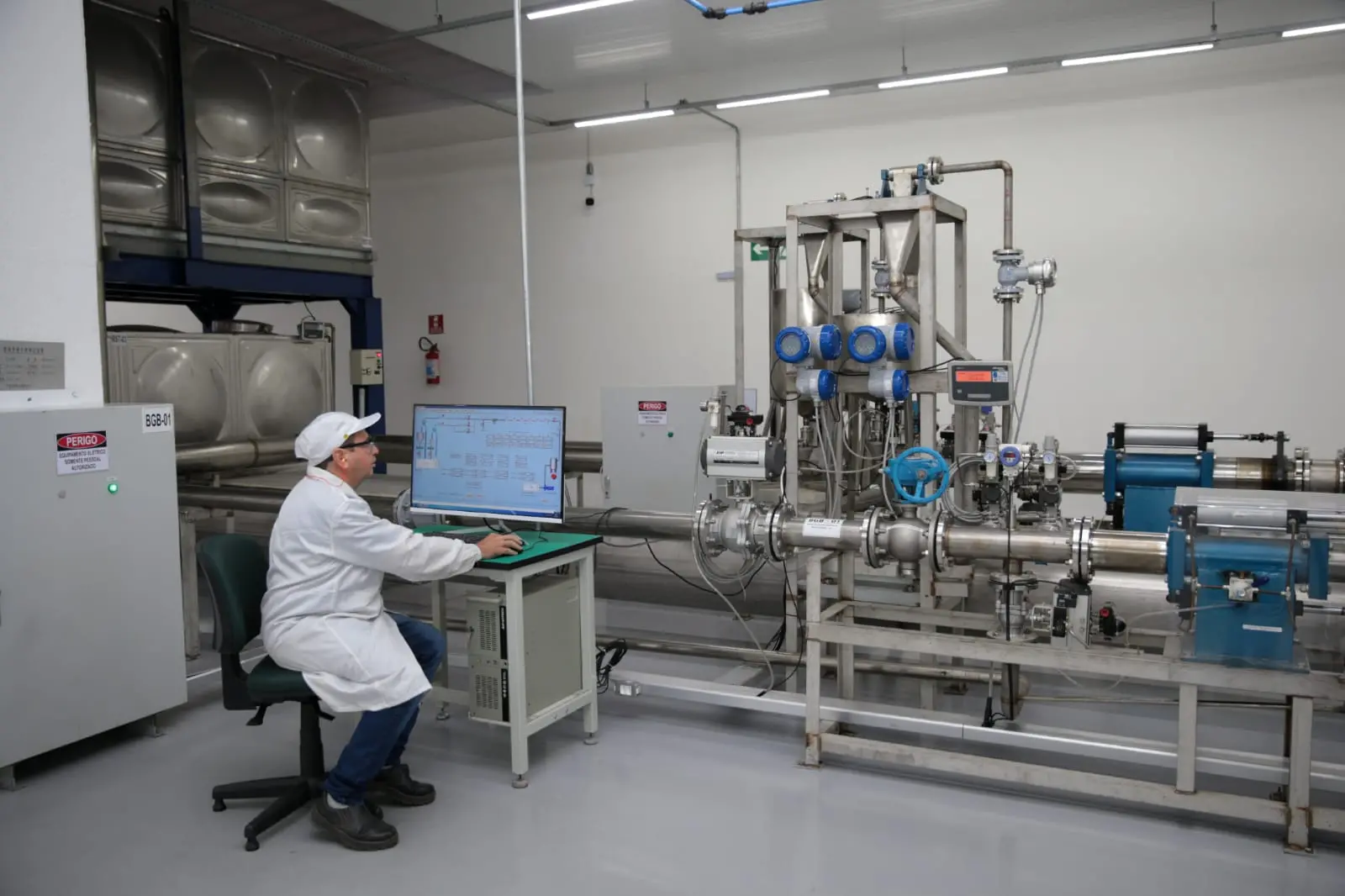 Inauguração da fábrica da Eletra, em itaitinga