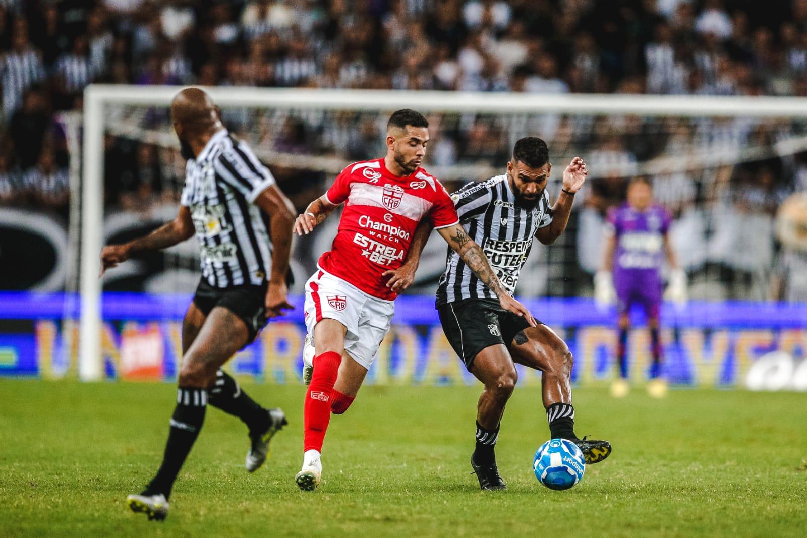 Ceará perde para o CRB dentro de casa e desperdiça oportunidade de entrar  no G-4 da Série B - Jogada - Diário do Nordeste