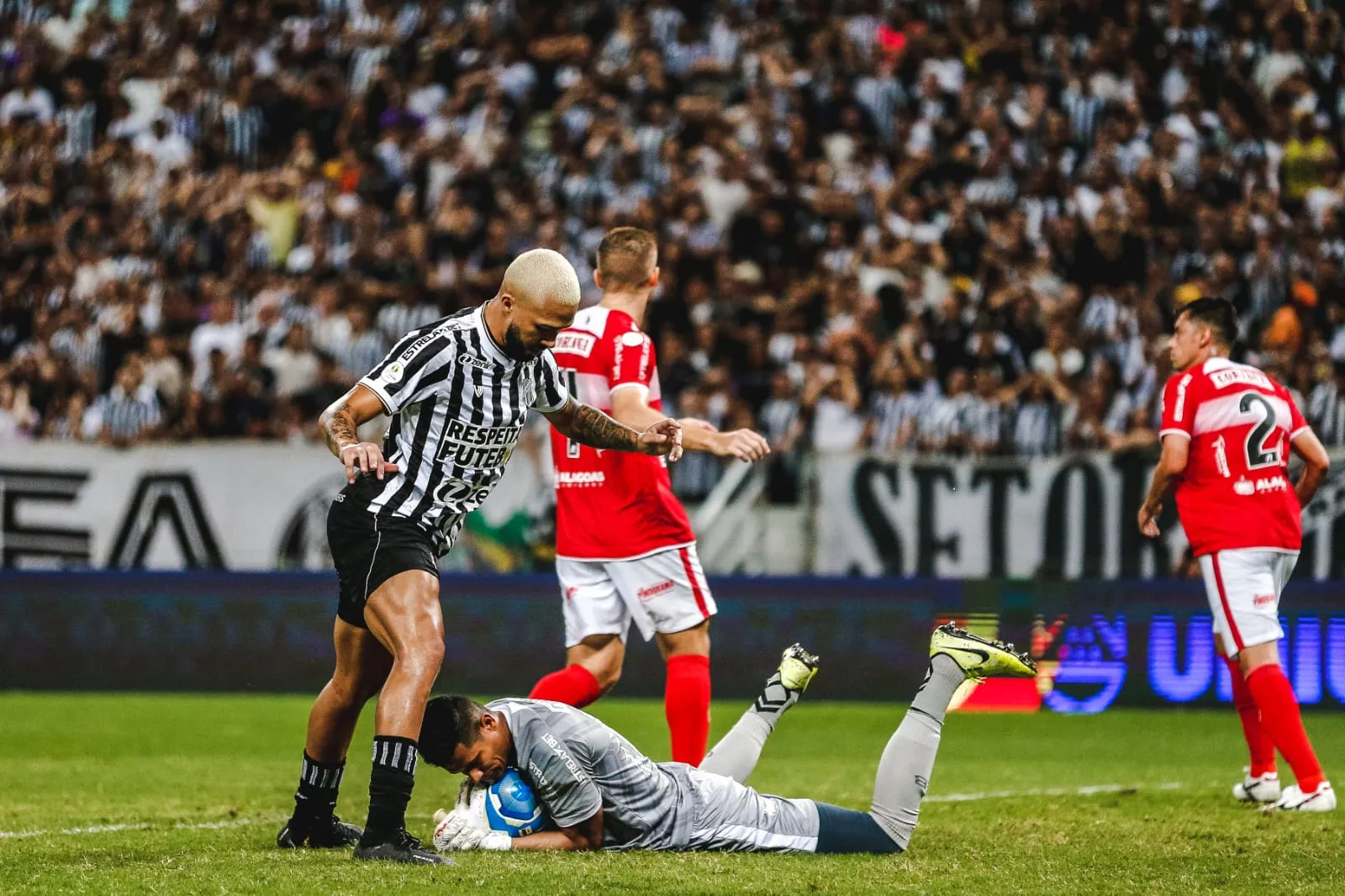 Diogo Silva fez defesas importantes e foi peça importante para a vitória do CRB.