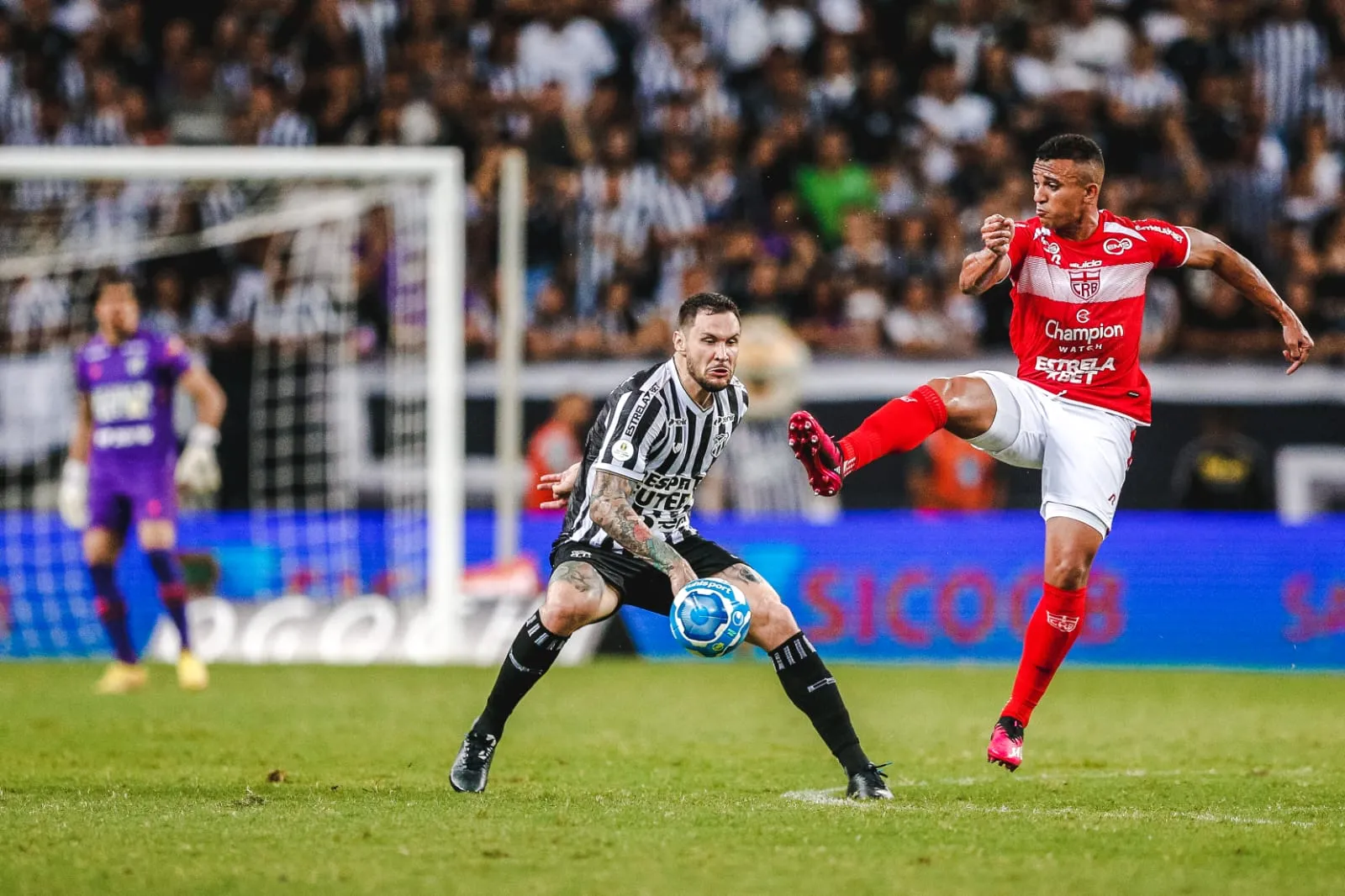 Rômulo foi um dos destaques do CRB na noite deste sábado com um gol e duas assistências.