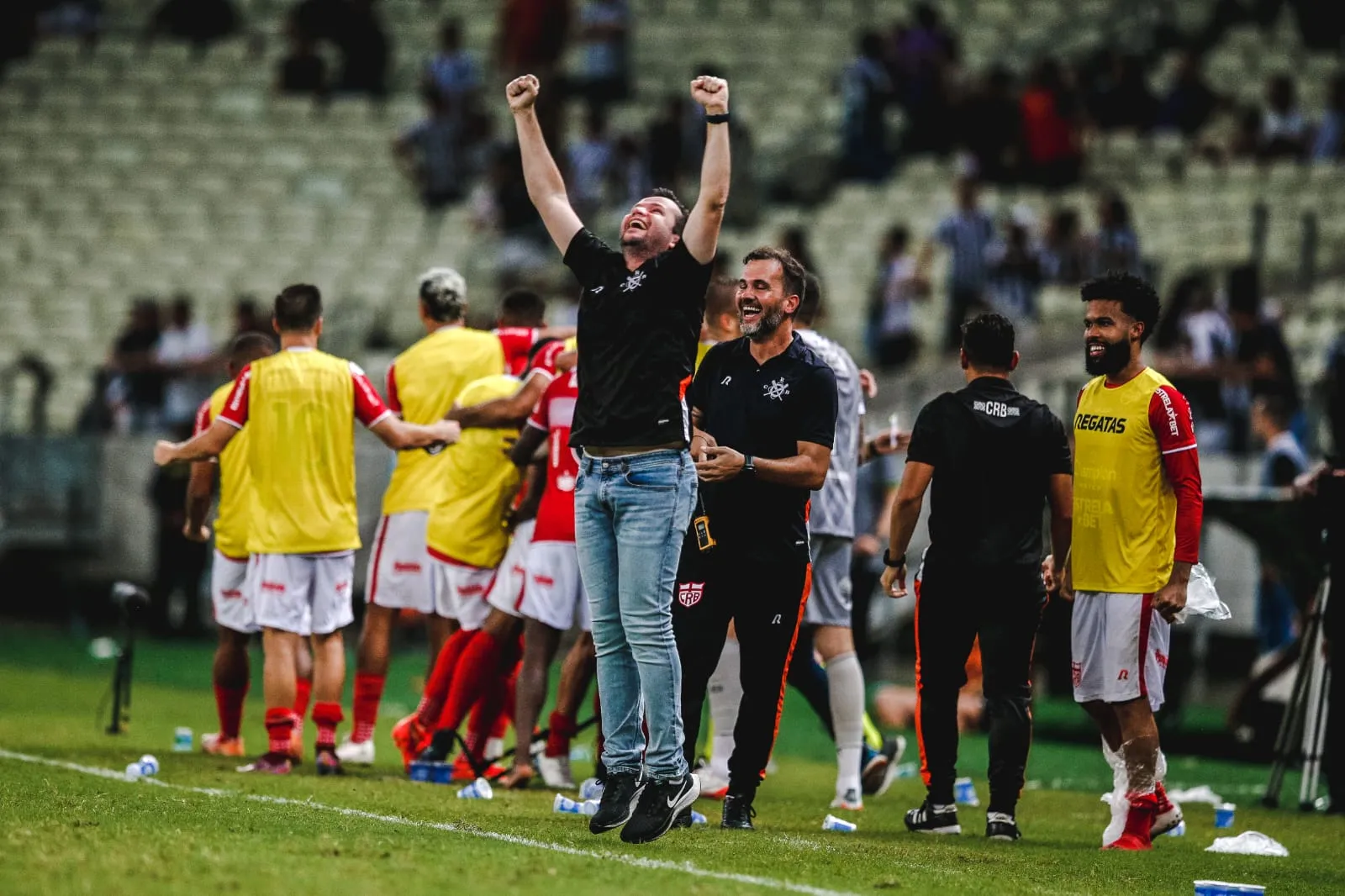 Equipe alagoana comemorou muito a vitória conquistada na Arena Castelão.