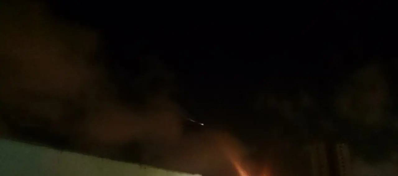 Lixo espacial no céu