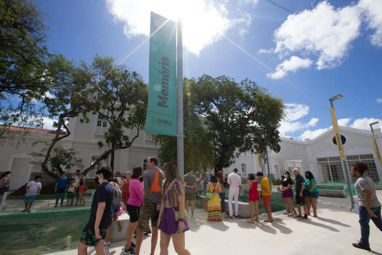 Após revitalização, espaço funciona como polo cultural no Centro