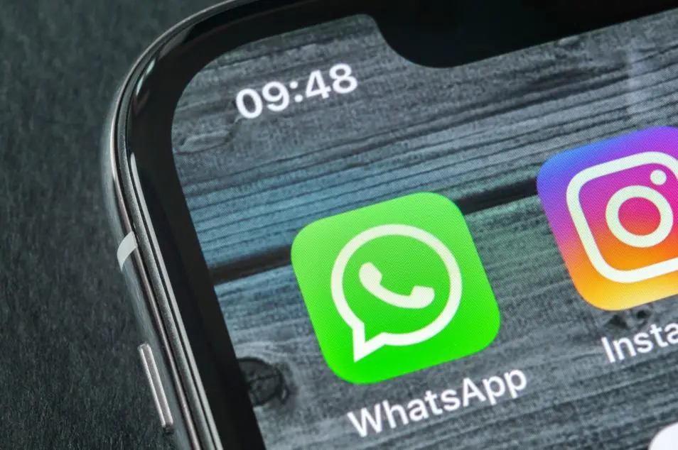 Ícones de WhatsApp e Instagram para matéria informando que aplicativo saiu do ar