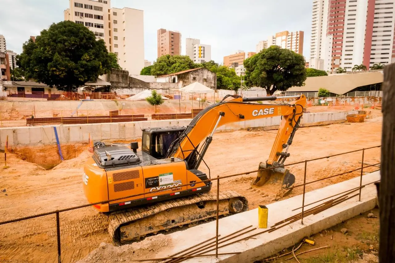 Obra da Linha Leste do Metrofor