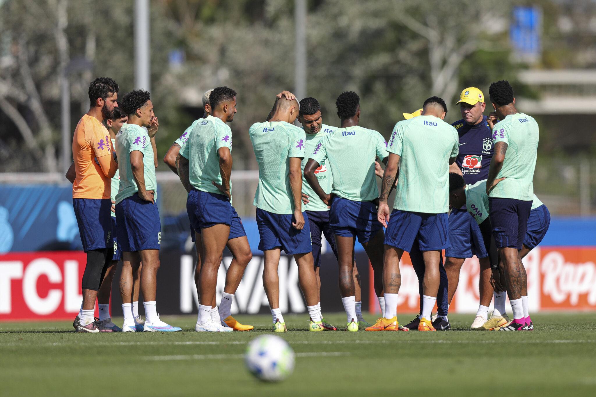 Seleção Brasileira de Futebol joga hoje em Lisboa - O Diário