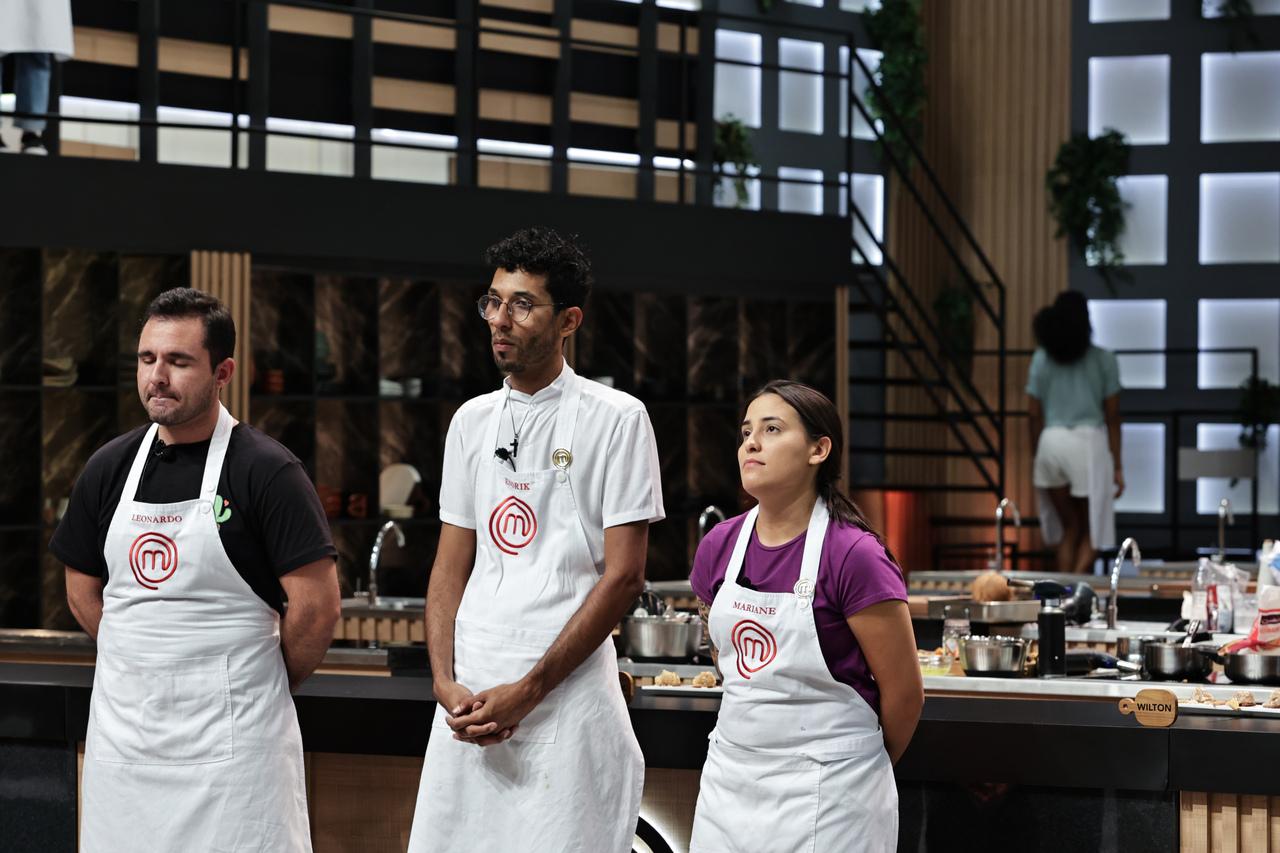 Leonardo, Endrik e Mariane durante eliminação do MasterChef de 20 de junho de 2023