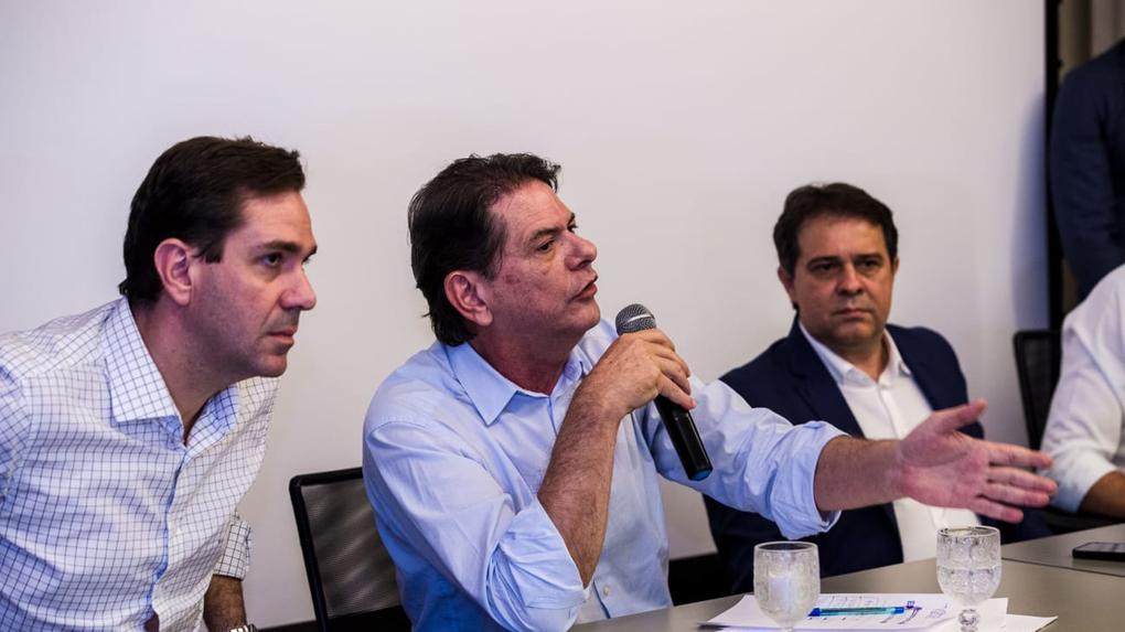 Cid Gomes, PDT, encontro, diretório, André Figueiredo, Carlos Lupi, Ciro Gomes